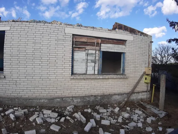 На Волині монахи розвалили будинок лікаря: кажуть, земля – їхня