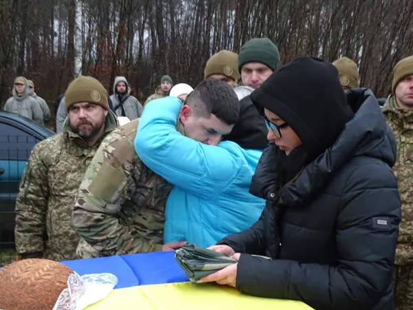 На Волині попрощалися з 25-річним воїном Віктором Сохацьким (фото)