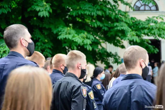 У Луцьку провели в останню путь поліцейського, який загинув у аварії
