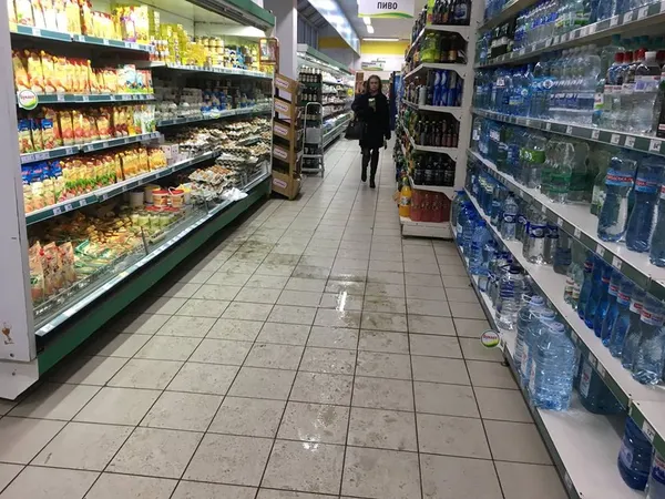 «Міні-потоп» у луцькому супермаркеті ліквідували