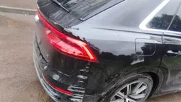 У Луцьку автомобіль Audi потрощив паркан і врізався у бетонну стіну