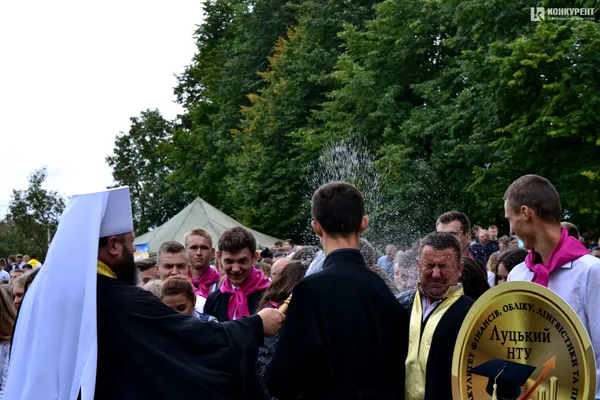 Президенти, танці та «Не Магелан»: як минула посвята у студенти в ЛНТУ (фото)
