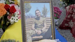У Володимирі провели в останню дорогу полеглого воїна Олександра Кіндру (фото)