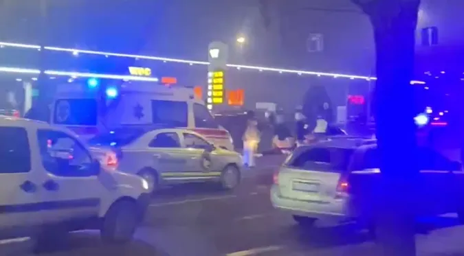 У Луцьку біля «Там Таму» – страшна аварія: водій зніс огорожу (відео)