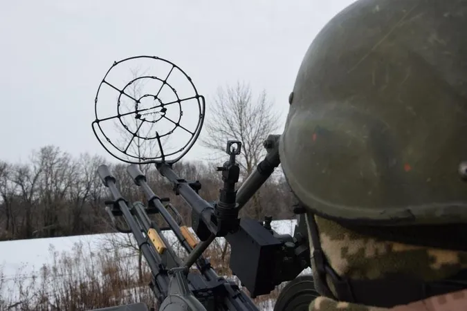 Держприкордонслужба на півночі посилює підрозділи вогневими засобами (фото)