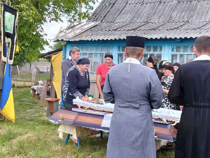 На Волині попрощалися з Героєм Миколою Максимчуком (фото)