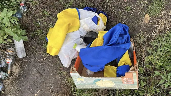 У Ківерцях зловили чоловіка, який викрав прапори з Меморіалу та скверу (фото)
