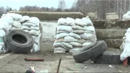 На Волині дві автівки не роз'їхалися з блокпостами – є потерпілі (відео)