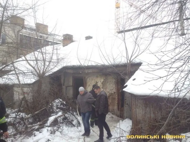 Поблизу Луцькради загорівся будинок. Загинув чоловік (фото)