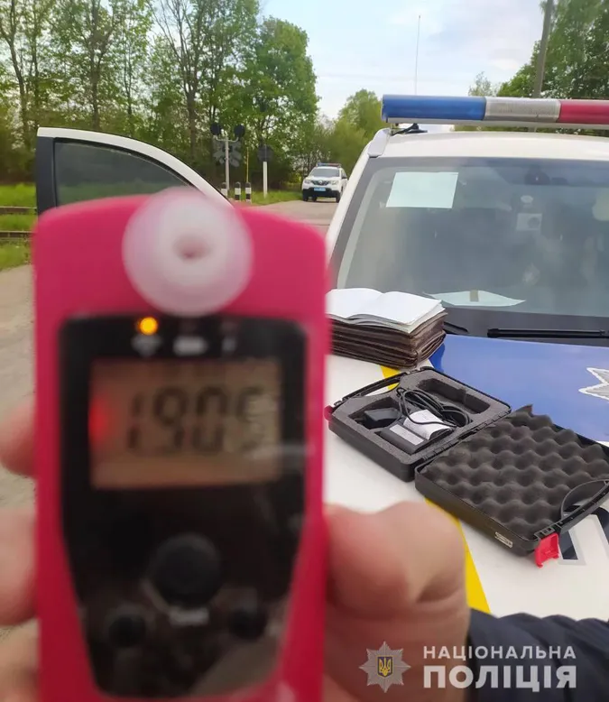 На автомобілях, мотоциклах, мопедах: за вихідні на Волині зловили 14 п'яних водіїв (фото)