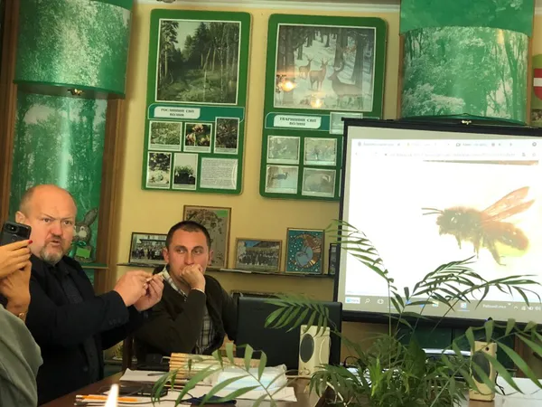 У Луцьку поговорили про диких бджіл та їх роль у довкіллі (фото)