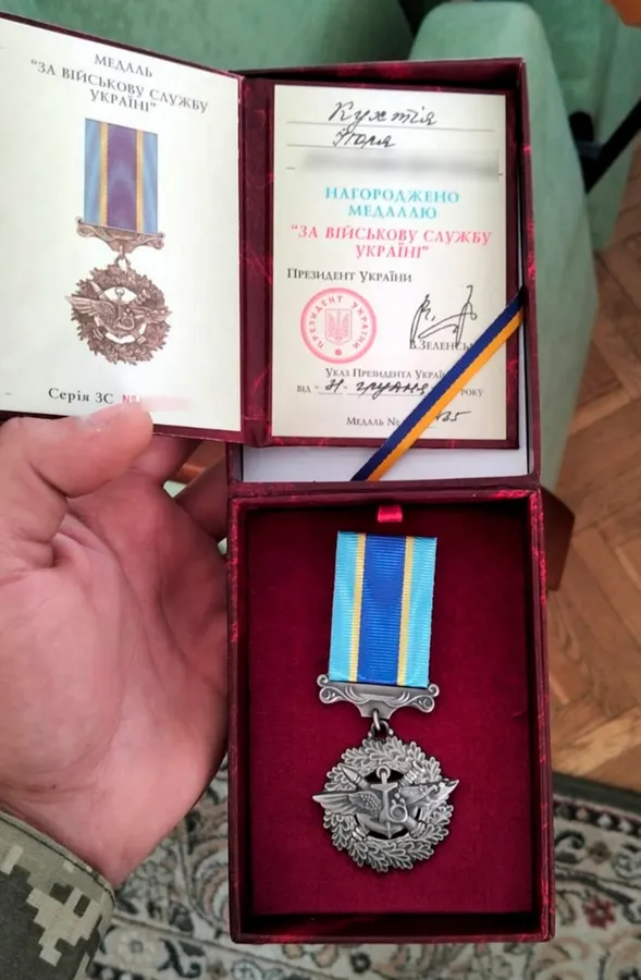 Двоє прикордонників з Волині отримали державні нагороди (фото)