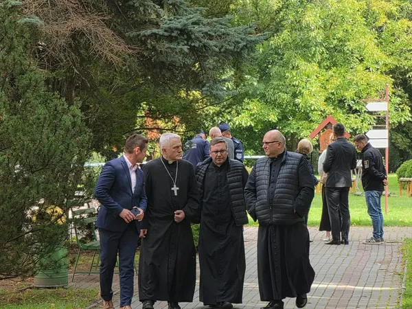 У Польщі українець напав з ножем на священників у жіночому монастирі (фото)