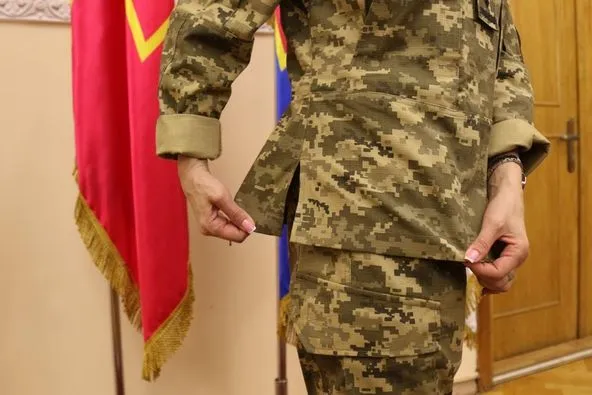 У ЗСУ з'явилася польова форма для жінок (фото)