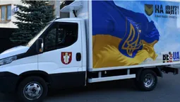 У Луцьку благодійники передали місії «На щиті» нове авто (фото)