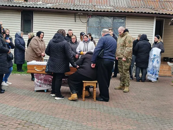 На Волині попрощалися з 26-річною військовою Надією Войцишин (фото, відео)