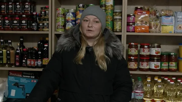 Продавчиня Майя Ващук.