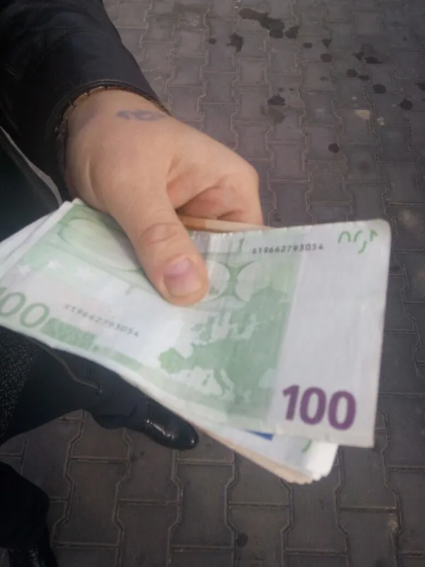 На Волині старатель намагався відкупитись від правоохоронців (фото)
