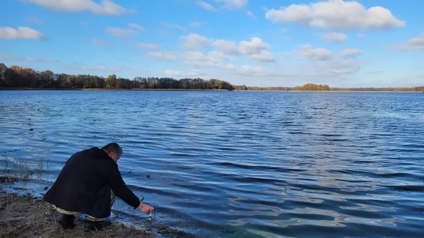 Що приховує вода волинських озер і річок: фахівці перевірили Прип'ять, Світязь і ще чотири озера (фото)