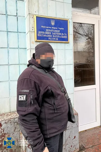 Ексначальника департаменту Міноборони затримали за розтрату 100 млн (фото, відео)