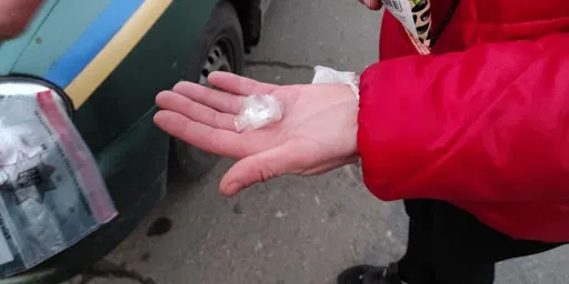У Луцьку патрульні спіймали двох осіб з наркотиками