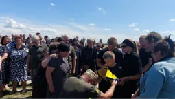 Два сини лишилися без батька: на Волині попрощалися із Сергієм Бручком (фото)