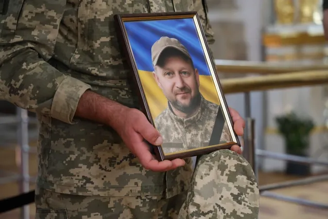 Навіки додому: у Луцьку попрощалися з воїном Андрієм Малим, який загинув на Харківщині