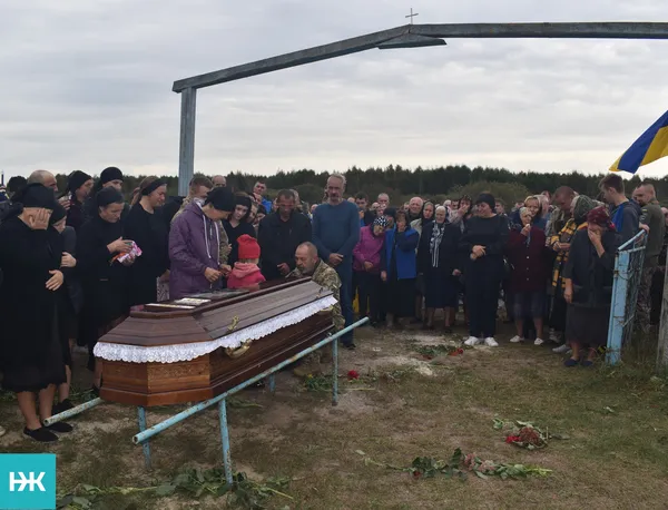 На Волині попрощались із загиблим солдатом Володимиром Дарчичем (фото)