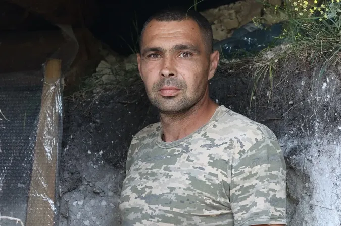 «Лупитимемо ворога без жалю»: «Муляр» з 100-ї бригади облаштував бійницю на передовій (фото)