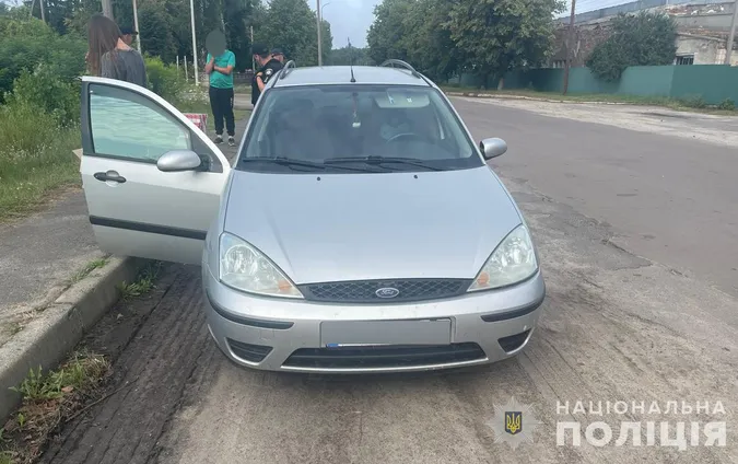 На Волині в авто порушниці знайшли понад 200 блоків «лівих» сигарет (фото)