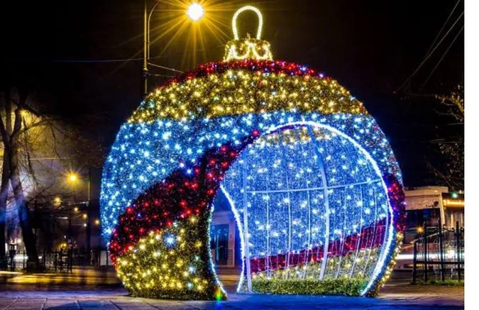 Показали, як на свята прикрасять центр Луцька (фото)