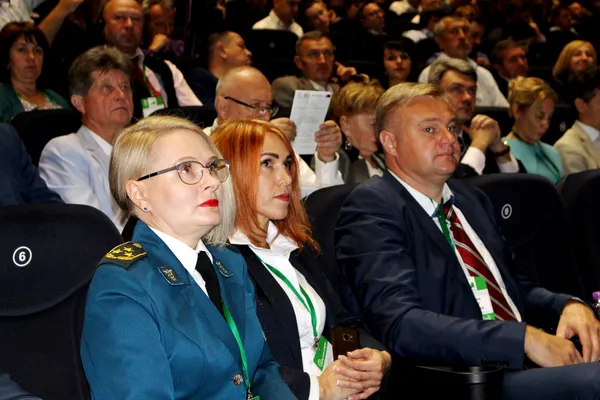 Обличчя інвестиційного бізнес-форуму в Луцьку (фоторепортаж)
