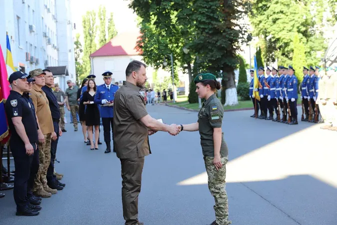 Міністр Кліменко вручив прикордонниці з Волині орден княгині Ольги (фото)