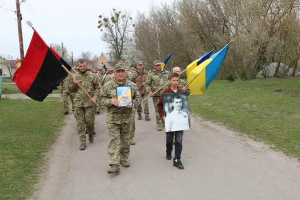 На Волині попрощалися з Героєм Володимиром Прусом (фото)