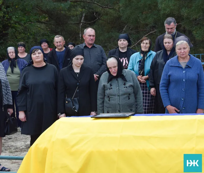 Майже рік вважався зниклим: на Волині попрощалися з воїном Олександром Динем
