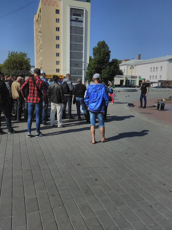 У Луцьку провели акцію на підтримку відкритих виборчих списків (фото)