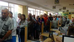 У луцькому ЦНАПі – "аншлаг" на закордонні паспорти 