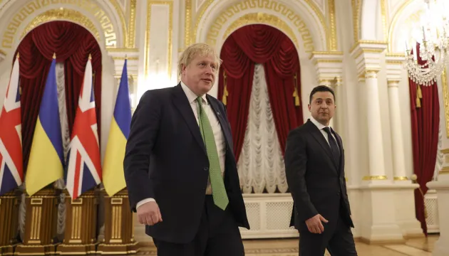 Британія має намір лібералізувати торгівлю з Україною і допомогти з розмінуванням, – Джонсон