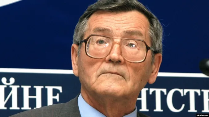 Помер відомий дисидент, літературознавець та Герой України Іван Дзюба