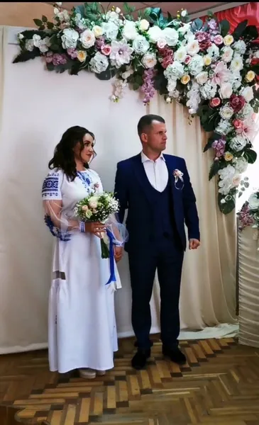 На Волині військовий одружився зі своєю обранницею (фото)