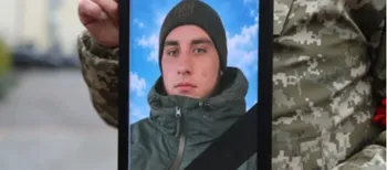 Залишилася трирічна донька: у Луцьку провели в останню дорогу воїна Артема Тютюнника (фото)