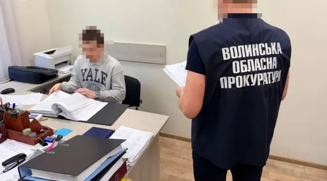За $100 реєстрував Starlink для армії рф: на Волині судитимуть 18-річного хлопця (фото)