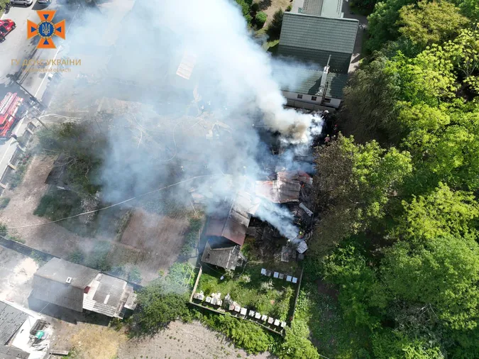 У Горохові горіли дві будівлі (фото)
