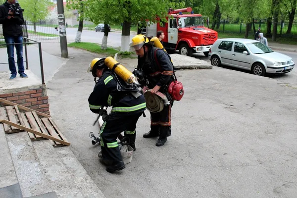 У гуртожитку луцького політеху «гасили пожежу» (фото)