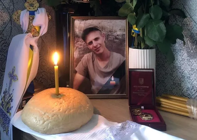 «Герой, якому вічно буде 23»: на Волині попрощалися з захисником (фото)