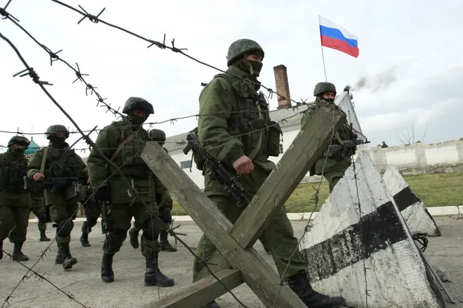 РФ посилила десантниками оборону навколо Соледара та Кремінної, – британська розвідка