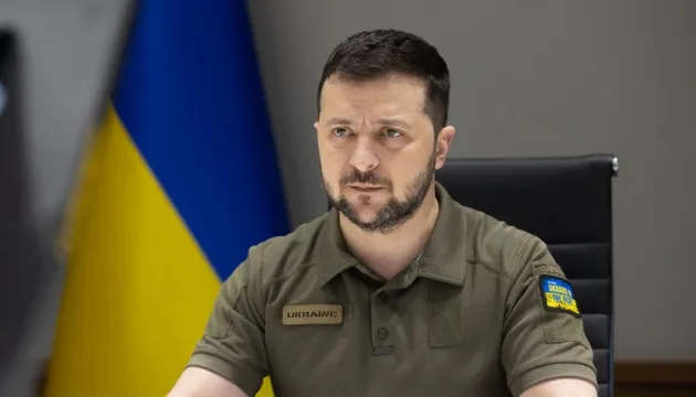 Виїзд чоловіків за кордон: президент відповів на петицію (відео)