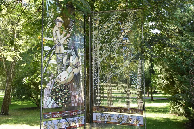 У Луцьку до Дня міста створили нову артінсталяцію (фото)