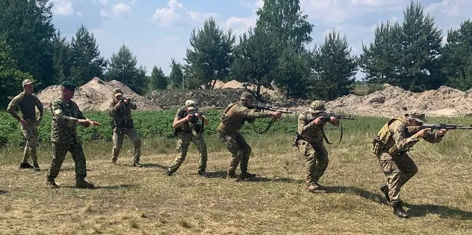 На Волині інструктор зі США тренує прикордонників (фото)