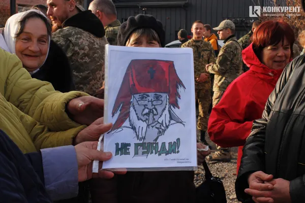 «Я потерпілий»: що казав піп УПЦ МП на суді проти батька Олени Созонюк (репортаж)